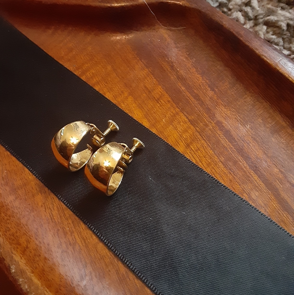 Classic Gold Hoop Clip On Adjustable Earrings